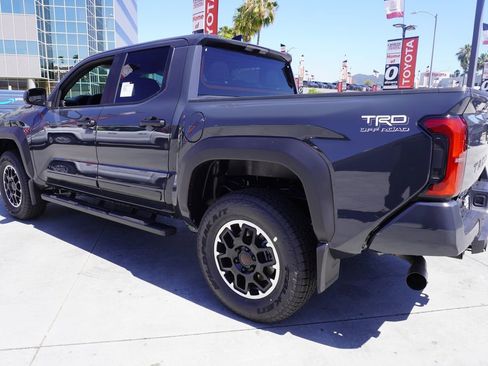 New 2026 Toyota Tacoma TRD Off-Road AWD/4WD image 6