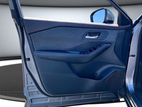 Certified 2023 Nissan Rogue SV image 20