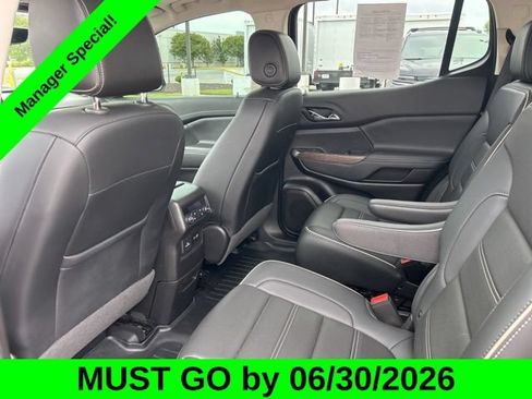 Used 2023 GMC Acadia Denali w/ Denali Ultimate Package AWD/4WD image 30