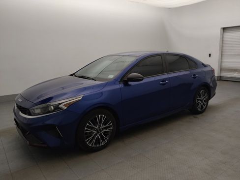 Used 2024 Kia Forte GT-Line w/ GT-Line Premium Package FWD image 2