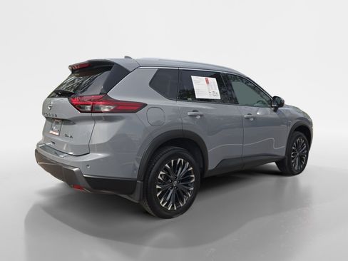 Certified 2025 Nissan Rogue SL w/ Tech Package AWD/4WD image 6