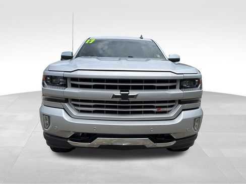 Used 2017 Chevrolet Silverado 1500 LTZ Z71 w/ LTZ Plus Package AWD/4WD image 3