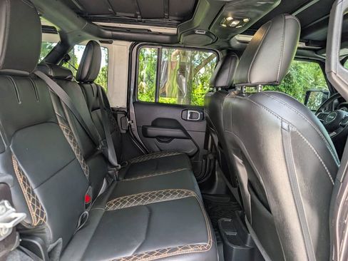 Used 2021 Jeep Wrangler Unlimited Sahara AWD/4WD image 22