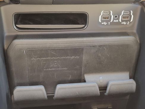 Used 2021 RAM 3500 Laramie image 33