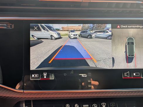 Used 2022 Audi RS Q8 image 23