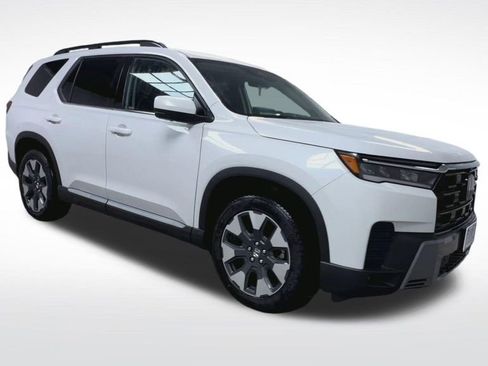 New 2026 Honda Pilot Elite image 2