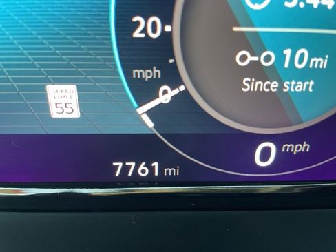 Certified 2025 Volkswagen Atlas SEL Premium R-Line image 15