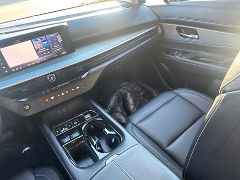 Used 2025 Nissan Murano SL image 24