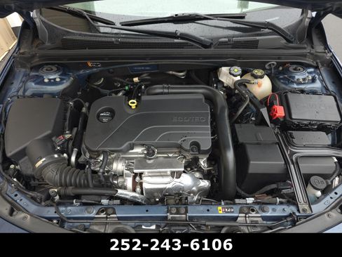 Used 2024 Chevrolet Malibu LT FWD image 41