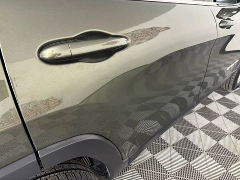 Used 2021 Jeep Cherokee Latitude Lux w/ Sun & Sound Group image 31