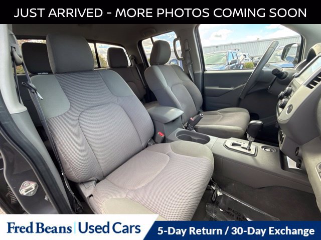 Certified 2020 Nissan Frontier SV w/ Midnight Edition Floor Mats AWD/4WD image 14