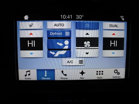 Used 2018 Ford F150 Platinum w/ Equipment Group 701A Luxury image 27