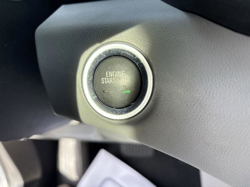 Used 2022 GMC Terrain SLT w/ Infotainment Package II image 23