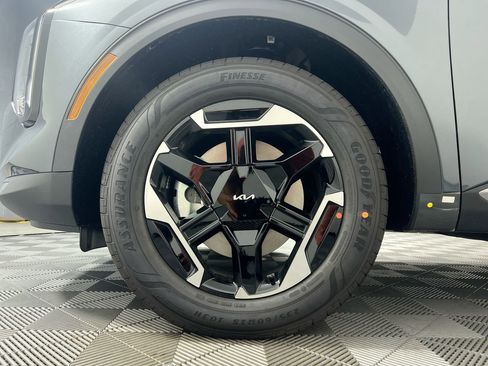 New 2026 Kia Sportage S AWD/4WD image 13