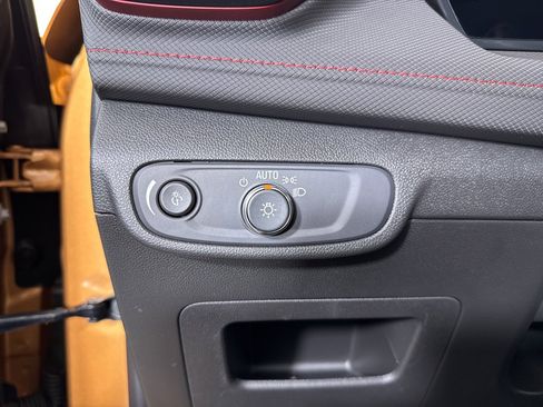 Used 2024 Chevrolet TrailBlazer RS w/ Convenience Package image 27