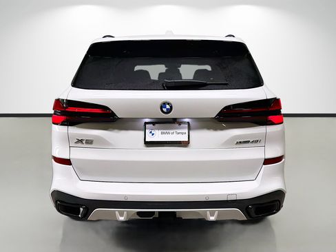 New 2026 BMW X5 xDrive40i w/ M Sport Package image 4