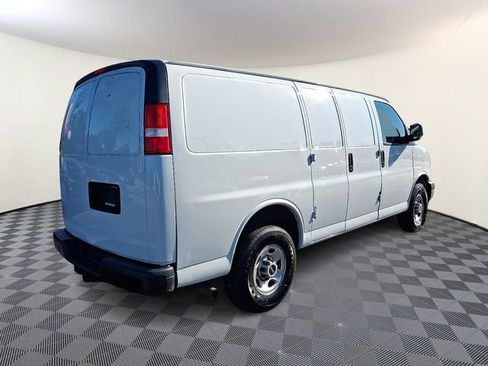 Used 2020 GMC Savana 2500 w/ Communications Package RWD image 6