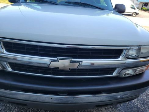Used 2000 Chevrolet Tahoe LS w/ LS Preferred Equipment Group AWD/4WD image 20