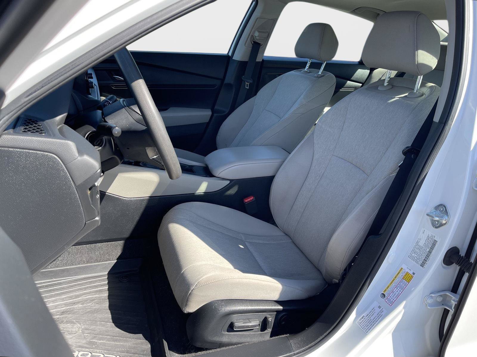 Used 2024 Honda Accord EX image 14