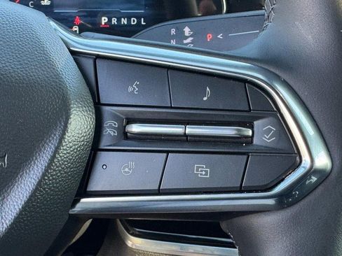 Used 2026 Chevrolet Equinox LT image 19