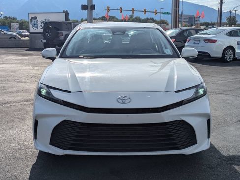 Used 2025 Toyota Camry LE FWD image 10