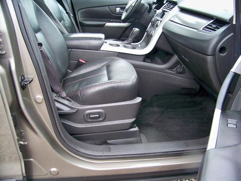 Used 2013 Ford Edge SEL AWD/4WD image 34