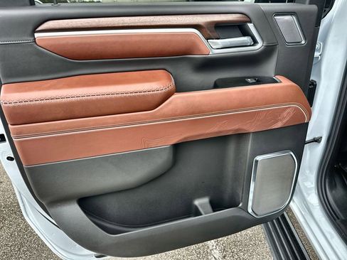 New 2026 GMC Sierra 2500 Denali Ultimate w/ Max Trailering Package image 15