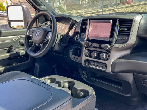 New 2025 RAM 3500 Tradesman image 20