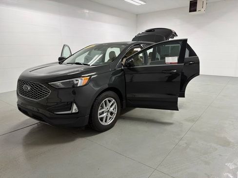 Used 2023 Ford Edge SEL w/ Convenience Package AWD/4WD image 13