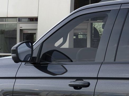 New 2025 Ford Expedition Platinum w/ Stealth Performance Package image 20