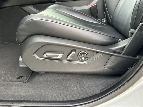 Certified 2023 Acura MDX FWD image 12