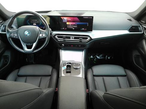 Used 2023 BMW i4 eDrive40 RWD image 3