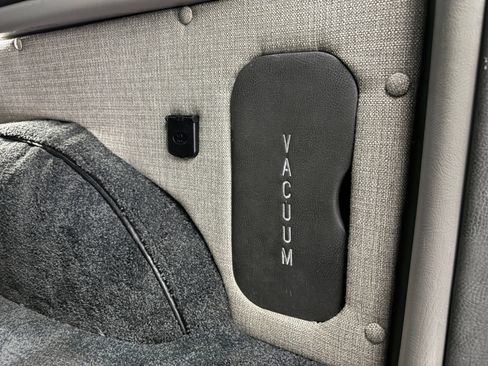 Used 2023 Chevrolet Express 2500 Extended RWD image 11