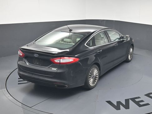 Used 2016 Ford Fusion Titanium FWD image 25