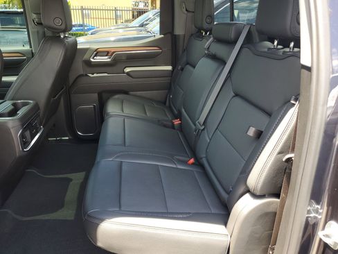 Used 2023 GMC Sierra 1500 Denali w/ Denali Reserve Package AWD/4WD image 14