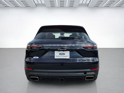 Used 2022 Porsche Cayenne image 6