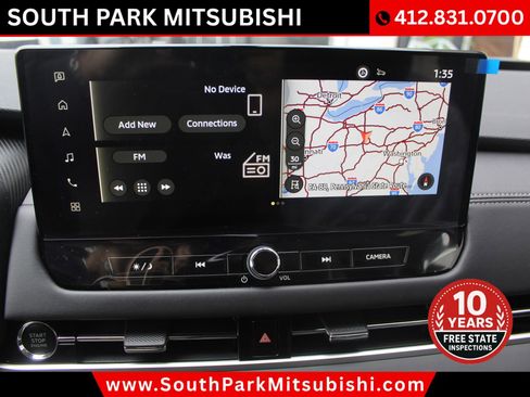 New 2025 Mitsubishi Outlander SE image 23