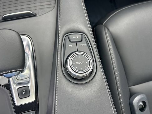 Used 2021 INFINITI QX50 Luxe FWD image 39