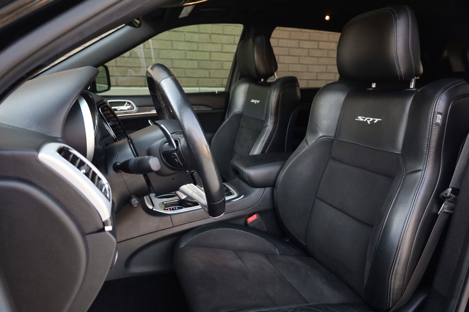 Used 2020 Jeep Grand Cherokee SRT AWD/4WD image 19