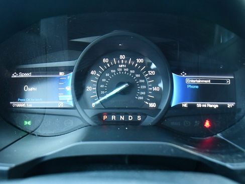 Used 2024 Ford Edge SEL w/ Convenience Package image 24