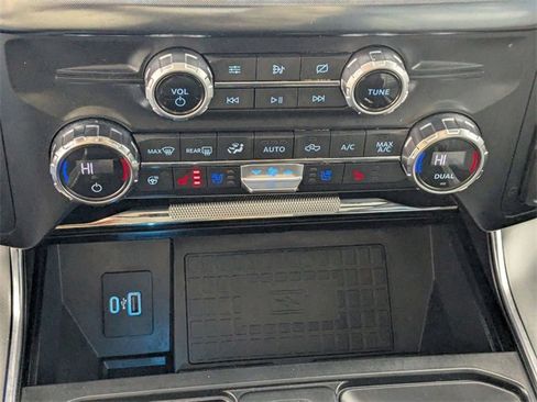 Used 2021 Ford F150 Limited image 23