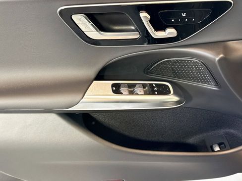 New 2026 Mercedes-Benz E 450 4MATIC Sedan image 16