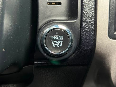 Used 2017 Ford Expedition Limited AWD/4WD image 34