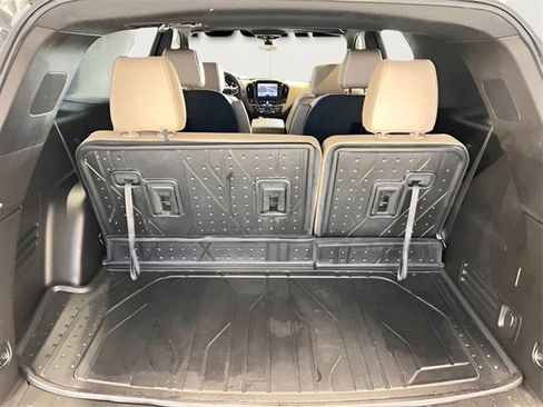 Used 2023 Chevrolet Traverse Premier w/ LPO, Floor Liner Package image 9
