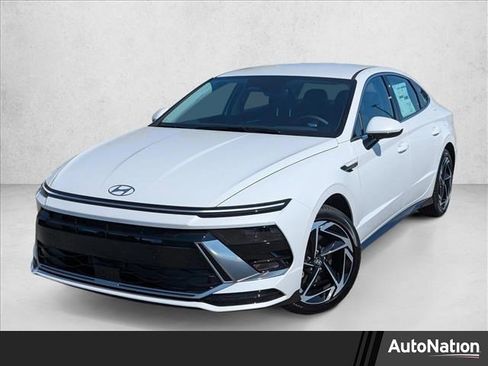 New 2026 Hyundai Sonata SEL image 1