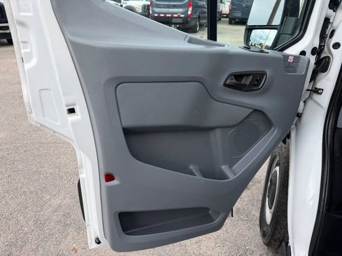 Used 2019 Ford Transit 250 148 Low Roof image 11