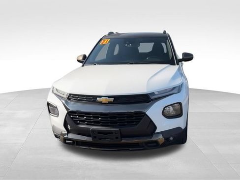 Certified 2021 Chevrolet TrailBlazer ACTIV w/ Convenience Package AWD/4WD image 3