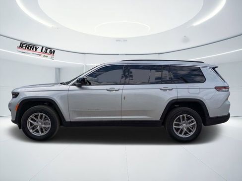 New 2025 Jeep Grand Cherokee L Laredo RWD image 6