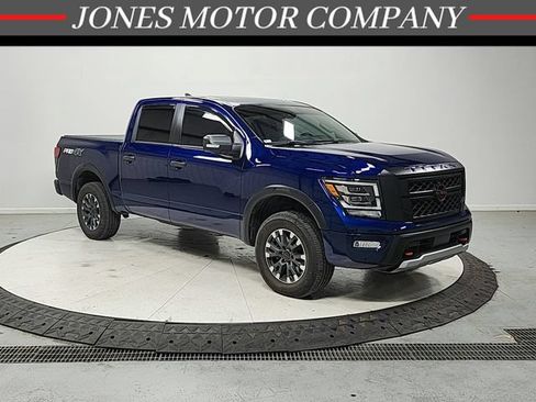 Used 2024 Nissan Titan PRO-4X w/ Pro-4x Convenience Package AWD/4WD image 1
