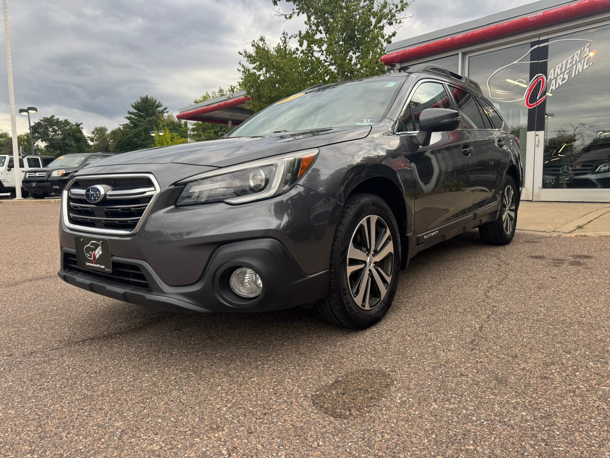 Used 2019 Subaru Outback 2.5i Limited w/ Popular Package #2 AWD/4WD image 1
